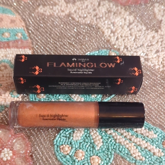 New Sealed Shaina B Liquid Highlighter In Nude Beach - Picture 1 of 3
